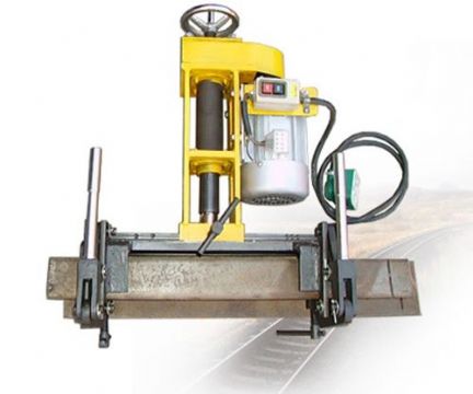 點擊查看詳細信息<br>標(biāo)題：三相電動鋼軌鉆孔機 閱讀次數(shù)：2161