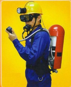 點(diǎn)擊查看詳細(xì)信息<br>標(biāo)題：潛水空氣呼吸器型 閱讀次數(shù)：2697